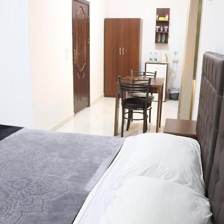 Salvador Dali Apartments عمان المظهر الخارجي الصورة